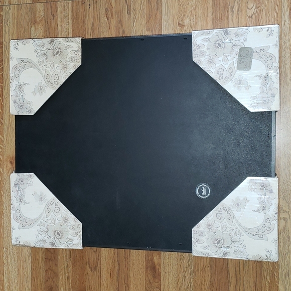 Shadow Box Decorative Linen Pins Included 11" x 14" - Picture 2 of 5